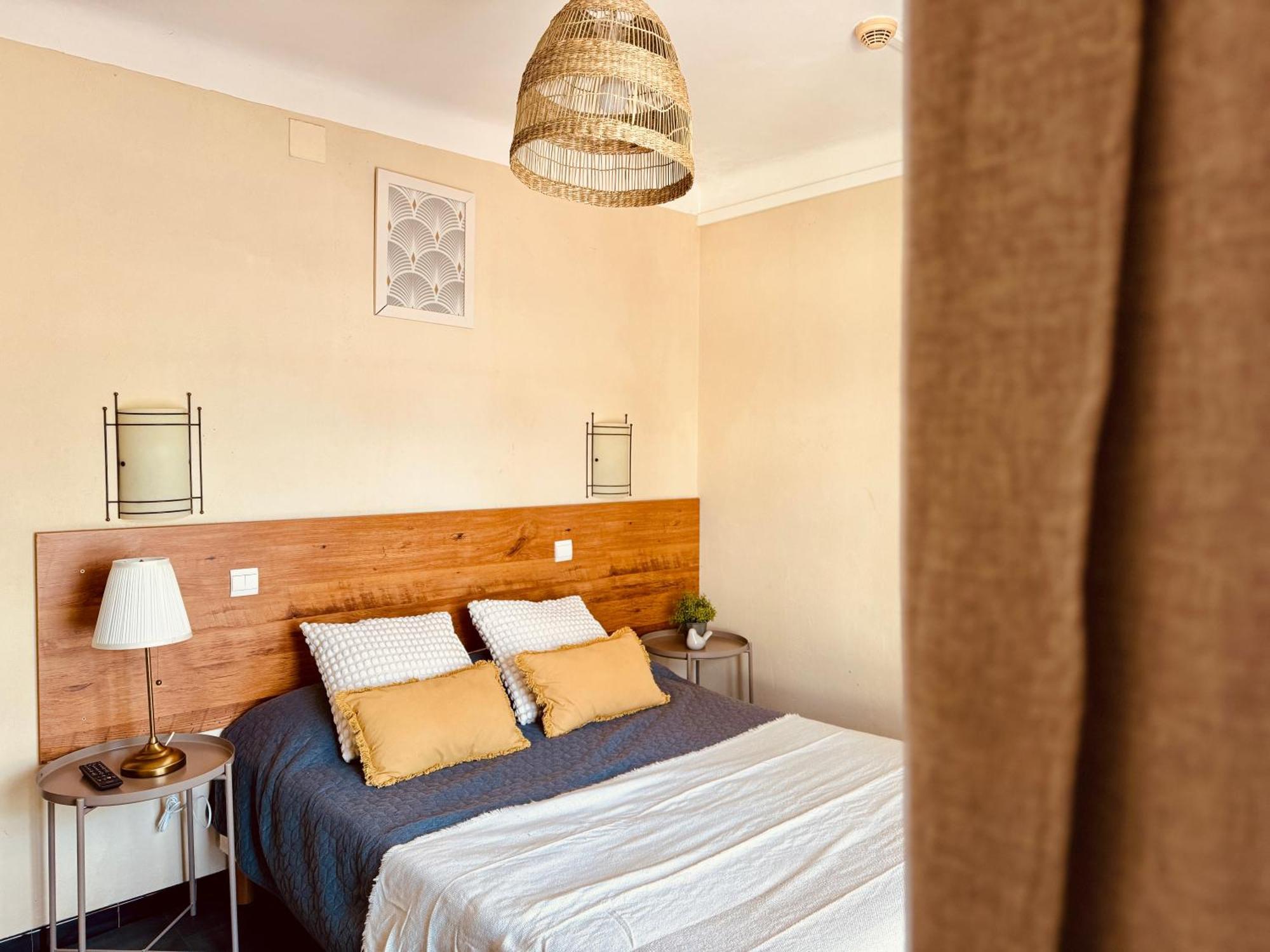 Hotel Le Nid Argeles-sur-Mer Ngoại thất bức ảnh